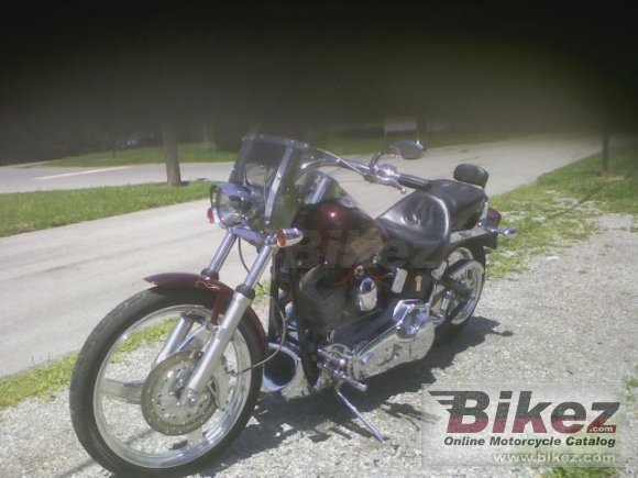 2001 Harley-Davidson Softail Standard photo
